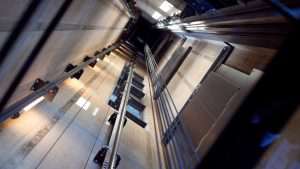 نصب و راه اندازی آسانسور در ساختمان